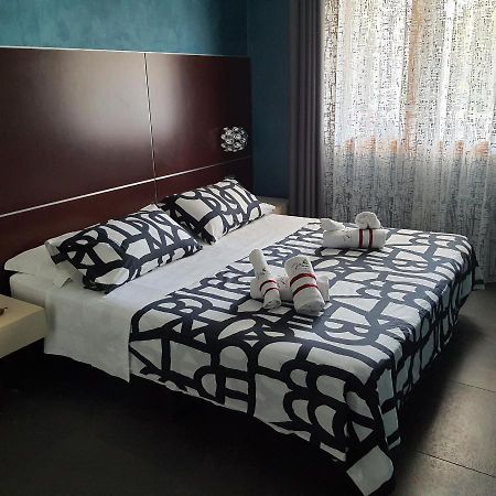 Manu'S Guest Suite Козенца Екстериор снимка