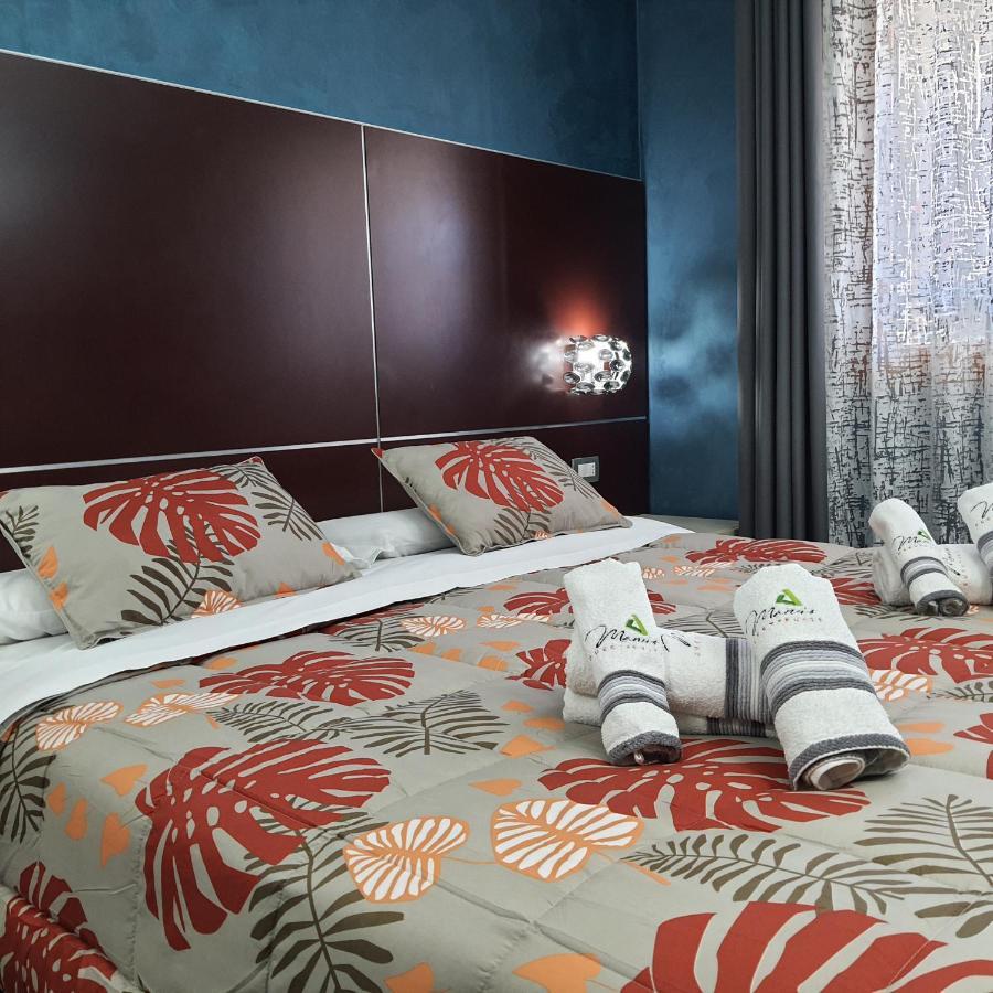 Manu'S Guest Suite Козенца Екстериор снимка