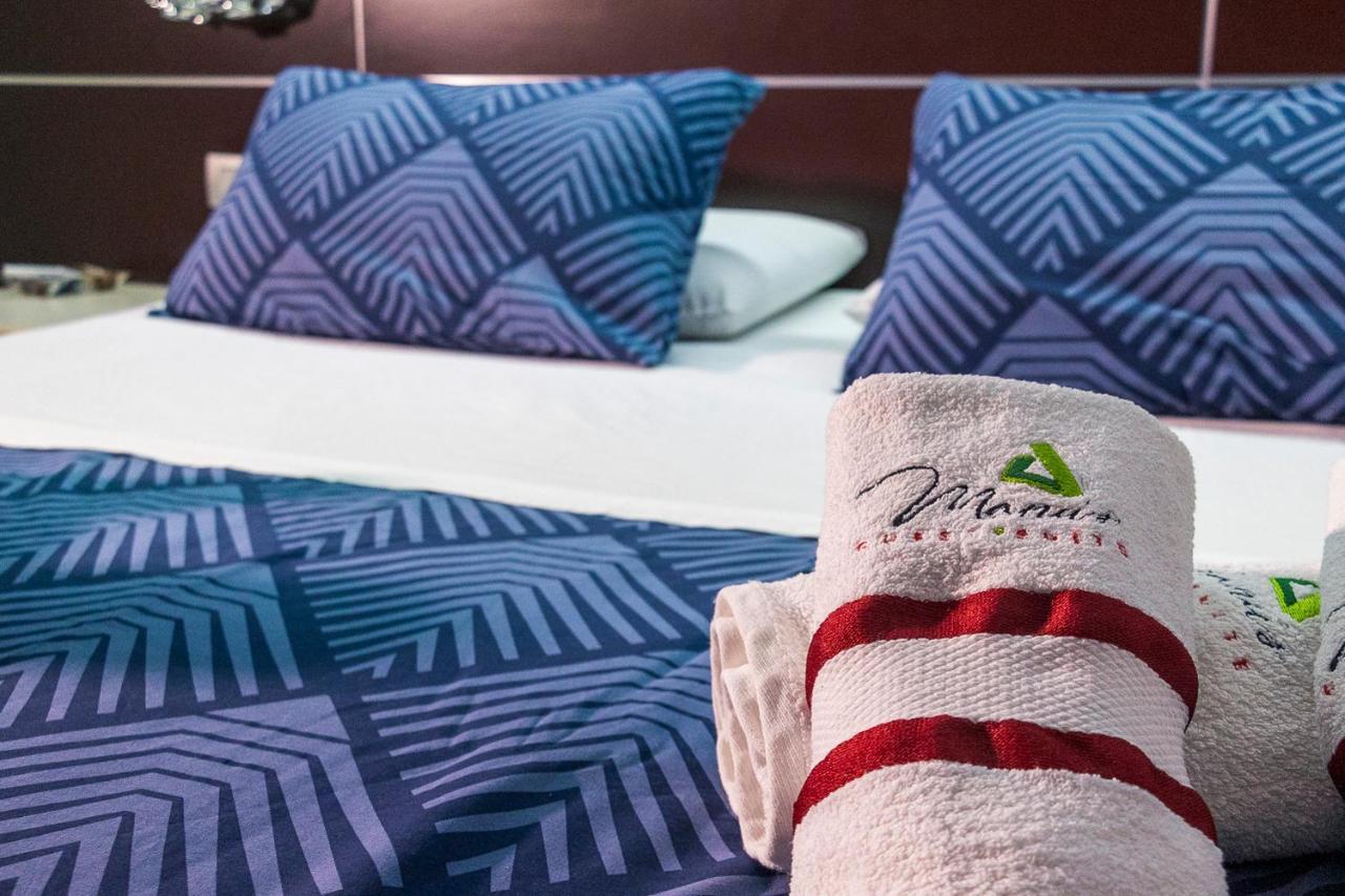 Manu'S Guest Suite Козенца Екстериор снимка
